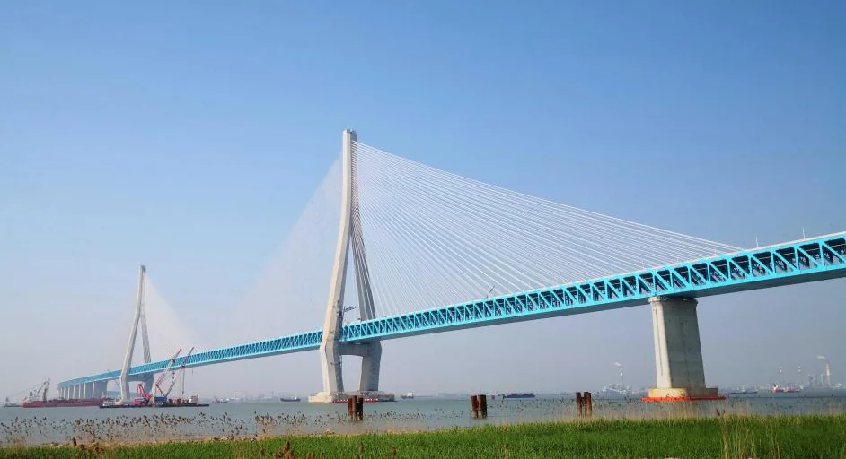 Husutong Yangtze River Bridge